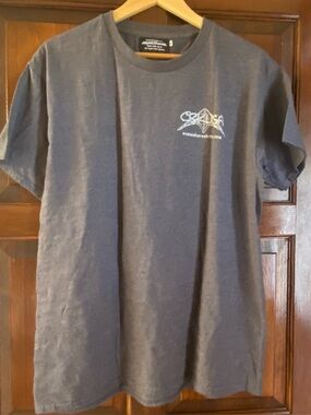 Unisex Ocean Shores Kites Gray and Silver Glitter Short-Sleeve Crewneck Tee
